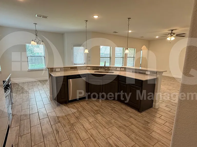 2808 Pronghorn Dr — Photo 4