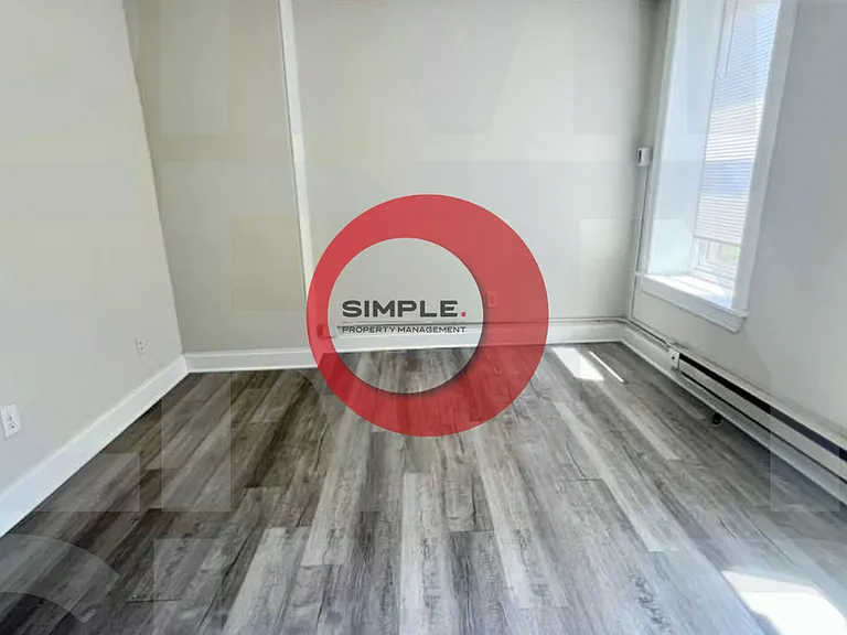 259 Chestnut St — Photo 8