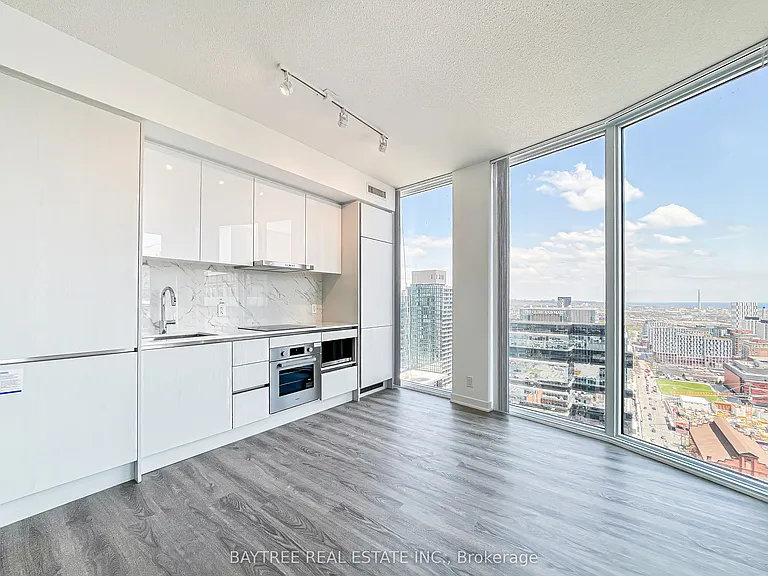 180 Front St E #3506 — Photo 1
