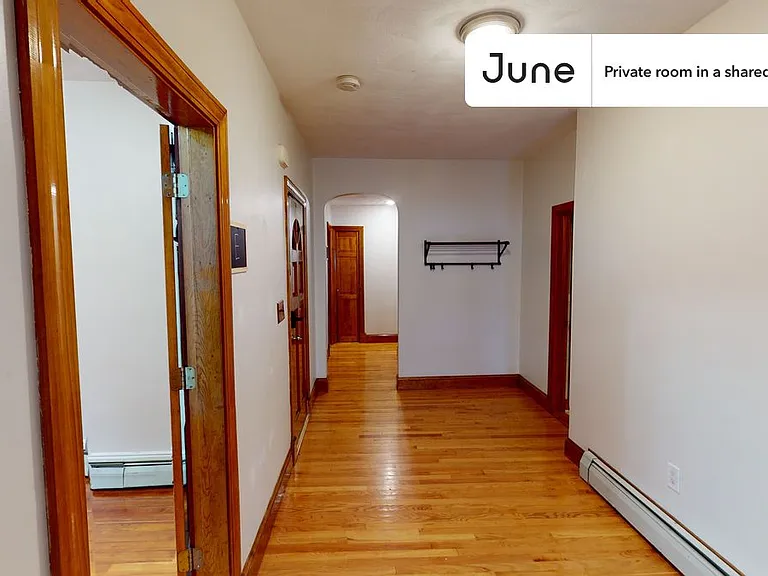 105 Walnut St #C — Photo 6