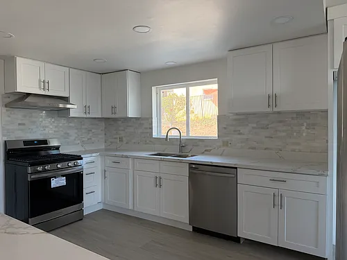 10411 Glory Ave Photo 1