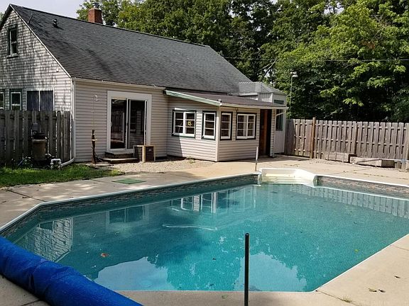 4th image of 31913 K St