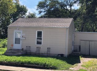 305 N 11th St, Belleville, IL 62220