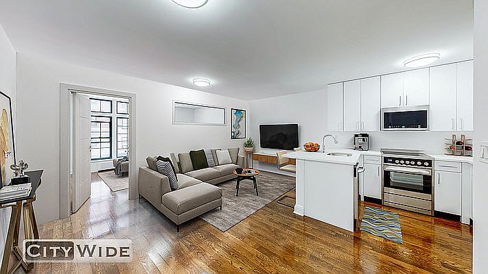 1st image of 1045 Lexington Ave APT 4RS