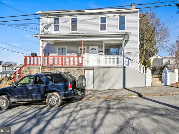 125 E Spring St, Frackville, PA 17931