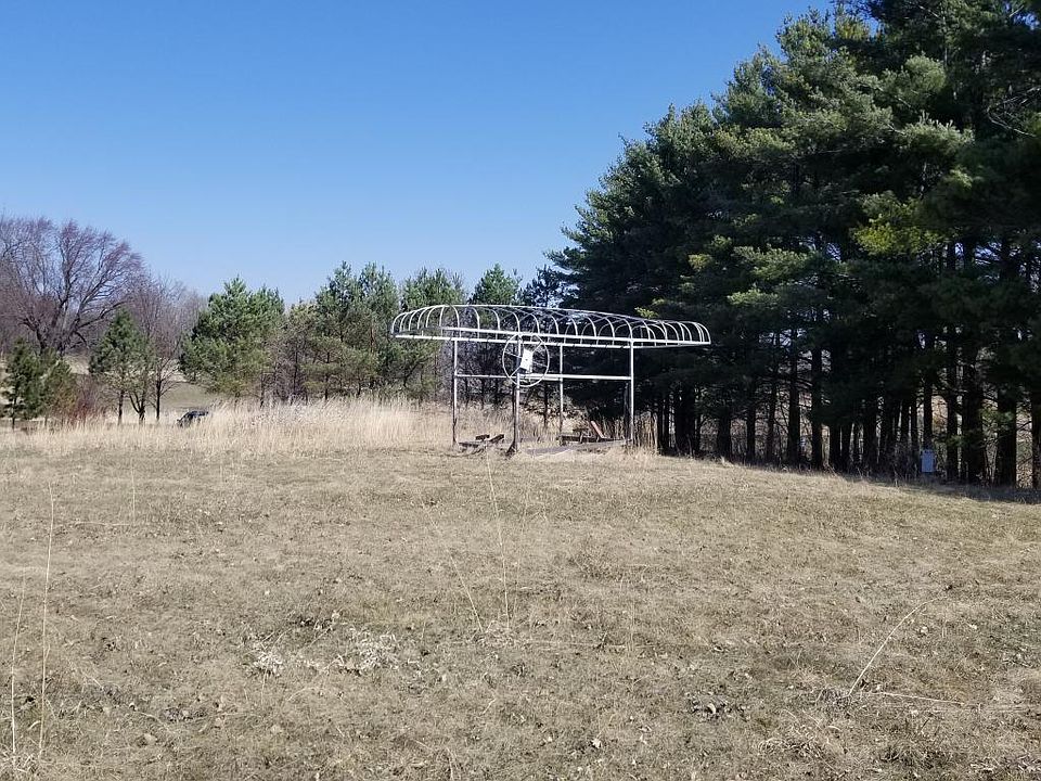 2nd image of 72675 280th St