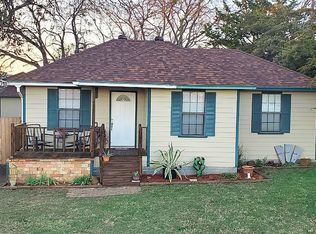 204 S Eubanks St, Tom Bean, TX 75489