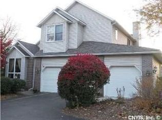 19 Fairway Dr, Auburn, NY 13021
