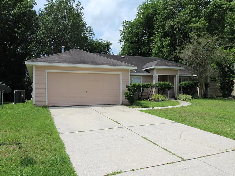 S7713-24 - Two Car Garage