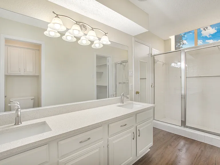 4115 San Mateo Dr — Photo 13