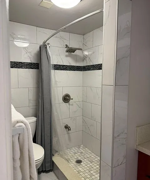 190 Eleu Pl #A — Photo 5