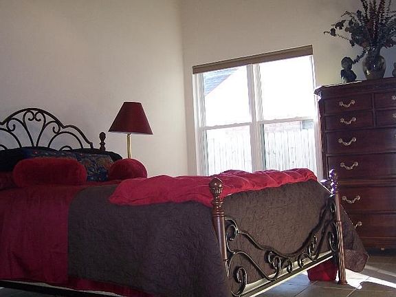 5th image of 2728 Hardwood Dr