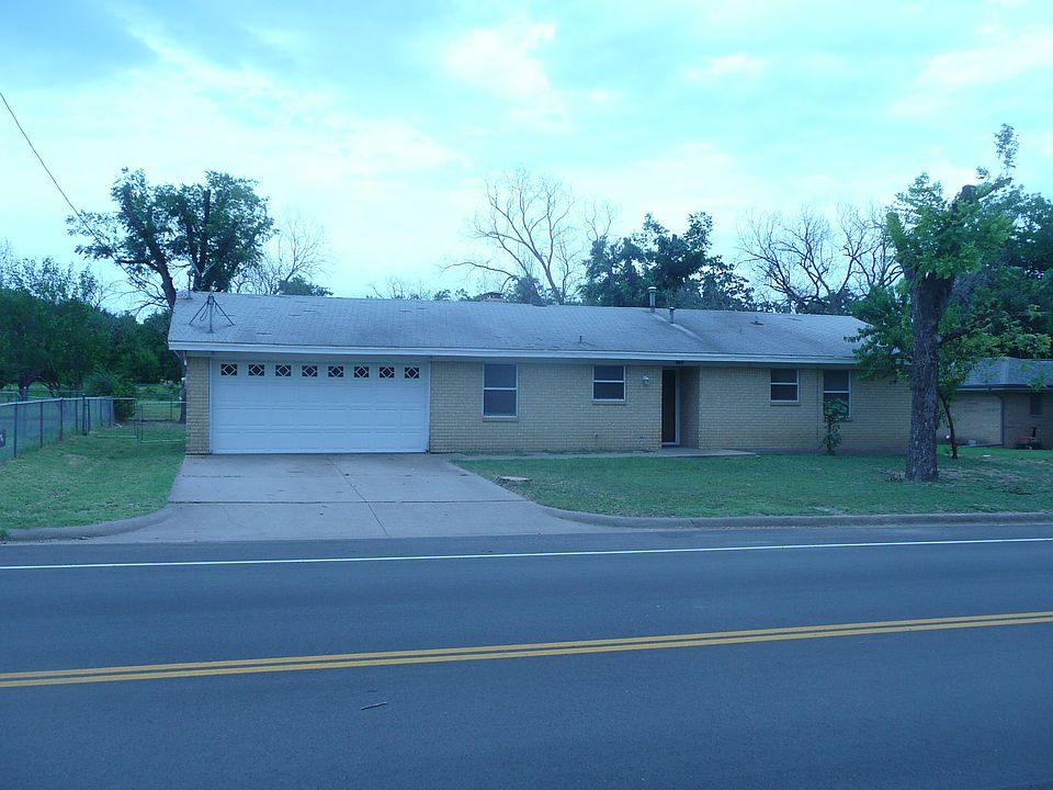 1st image of 1108 N Elm St