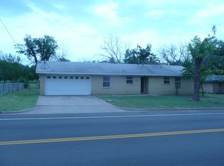 1108 N Elm St, Weatherford, TX 76086