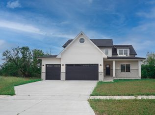 110 NW Alderleaf Dr, Waukee, IA 50263