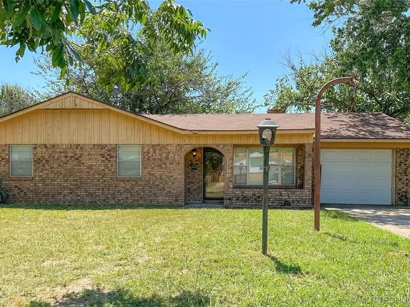 2011 N Spruce St, McAlester, OK 74501
