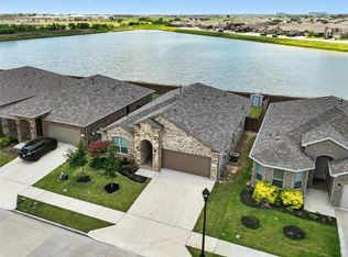 217 Oldcastle Way, Fort Worth, TX 76052