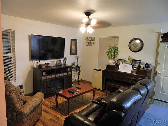 4th image of 10300 Heatherlawn Ct