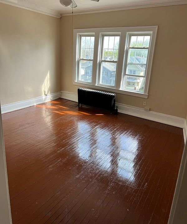 1st image of 1374 Boulevard Ct #302