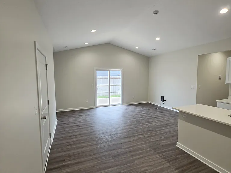 13477 W Haskell Ct — Photo 16