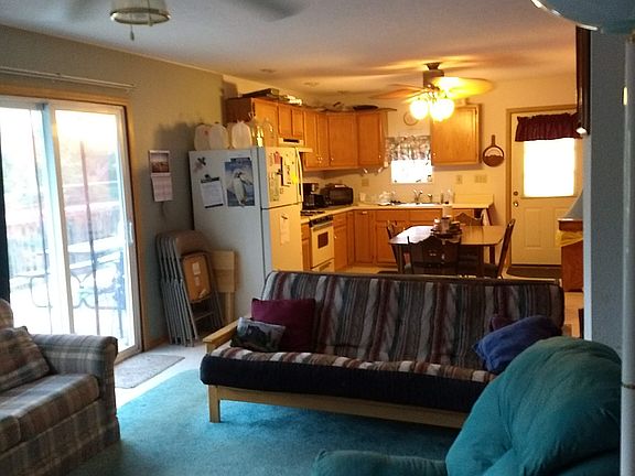 Living Room/Kitchen