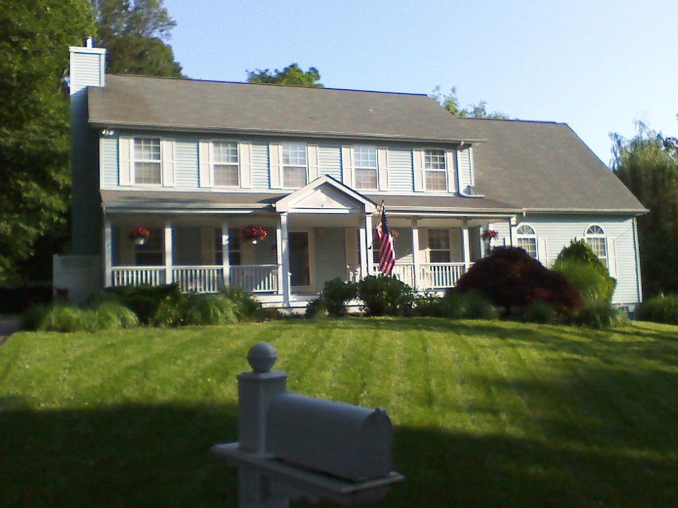 1st image of 1 Forest Ct