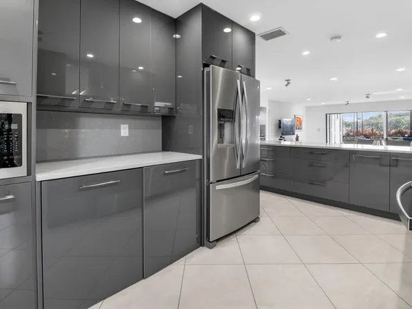 33 Westgate Lane #C, Boynton Beach, FL 33436