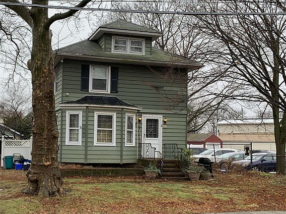 2nd image of 61 1st St