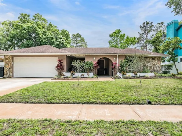4618 Landscape Dr, Tampa, FL 33624