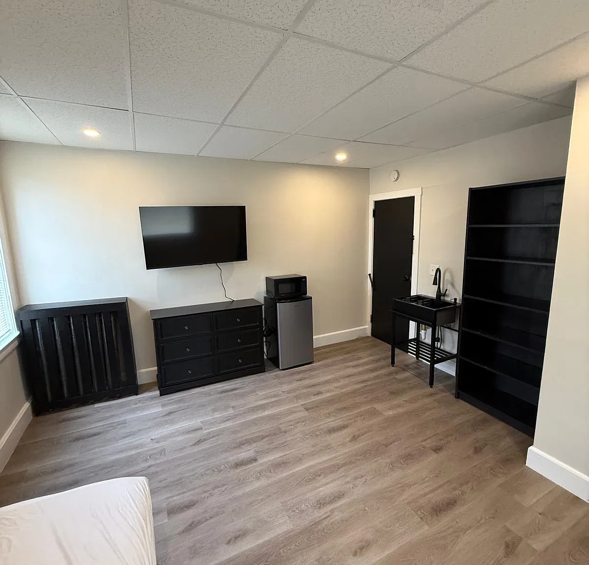 1 bed, $1,000 — Photo 2
