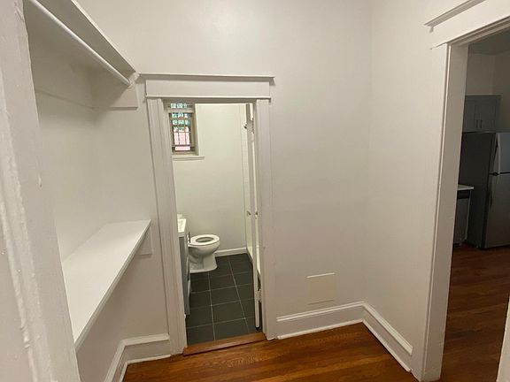 3rd image of 4311 Spruce St APT A11