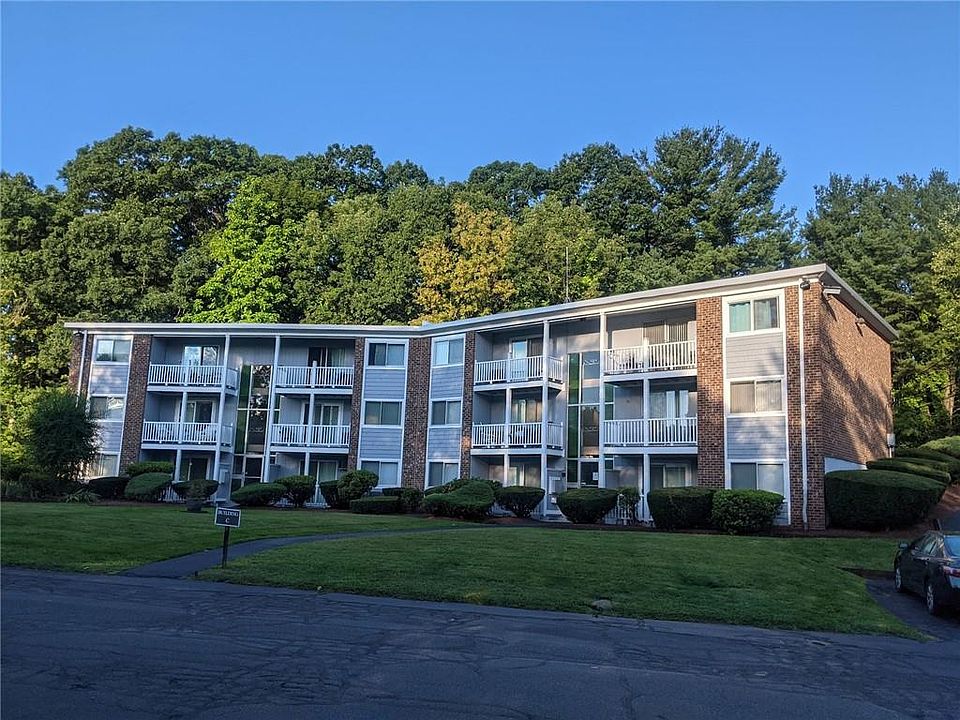 1st image of 494 Putnam Pike APT C3