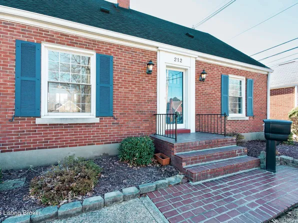 212 Monohan Dr, Saint Matthews, KY 40207