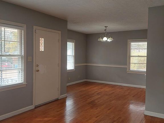 4th image of 804 Lichfield Rd