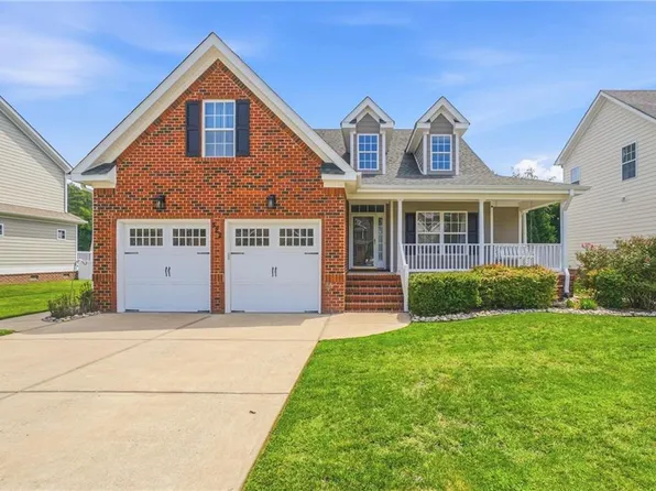 522 Bells Hollow Ct, Chesapeake, VA 23322