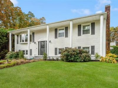 22 Glenwood Dr, Coventry, RI, 02816
