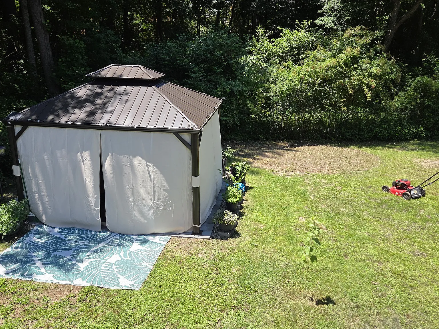 3 bed, 2.5 bath, 1951 sqft, $1,830 — Photo 4