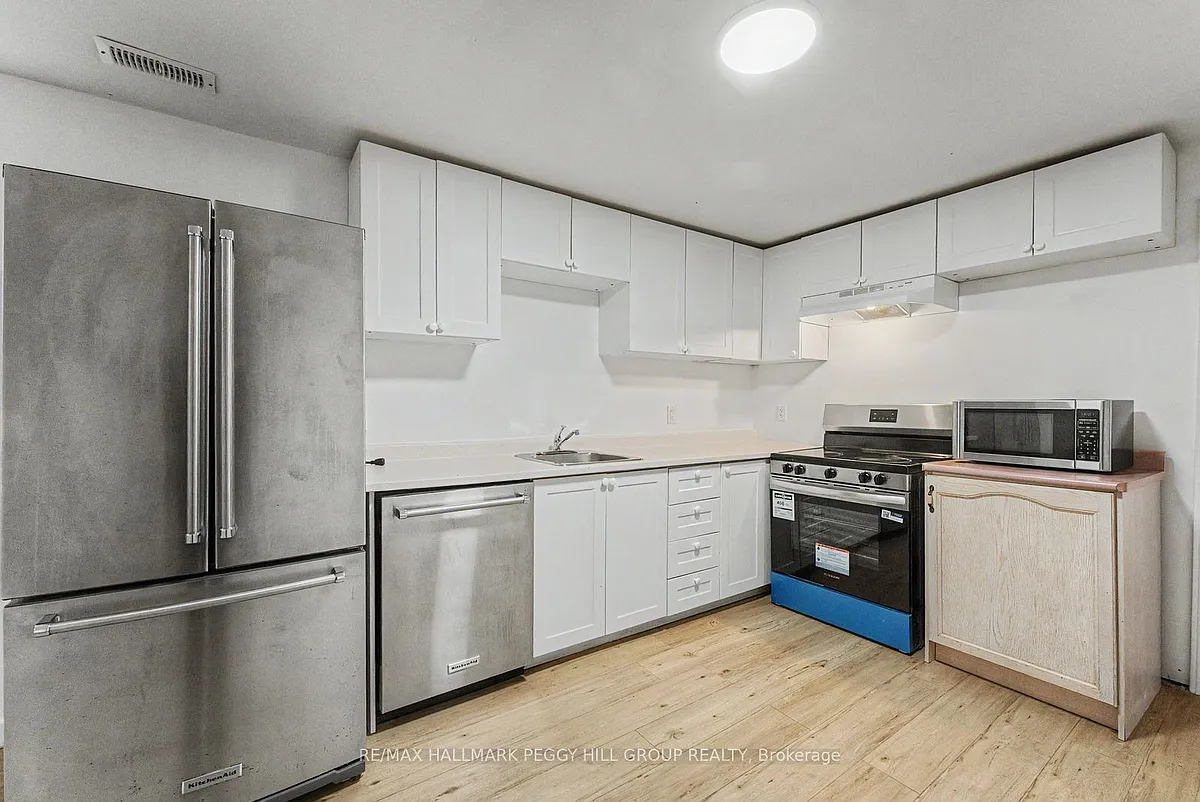 Building Photo - 332 Harvie Rd #LOWER