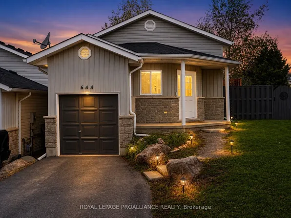 644 Trailview Dr, Peterborough, ON K9J 8P3