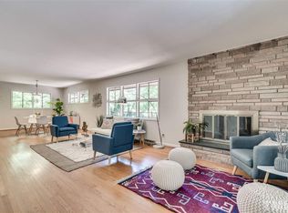 201 Markham Dr, Chapel Hill, NC 27514