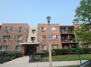 420 Home Ave APT 208, Oak Park, IL 60302