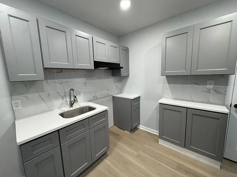 2562 N Chadwick St — Photo 10
