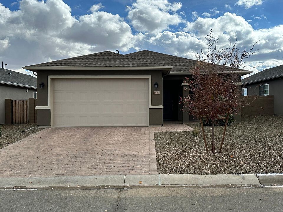 1st image of 1421 Stratford Pl