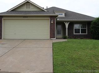 14313 E 112th Pl N, Owasso, OK 74055