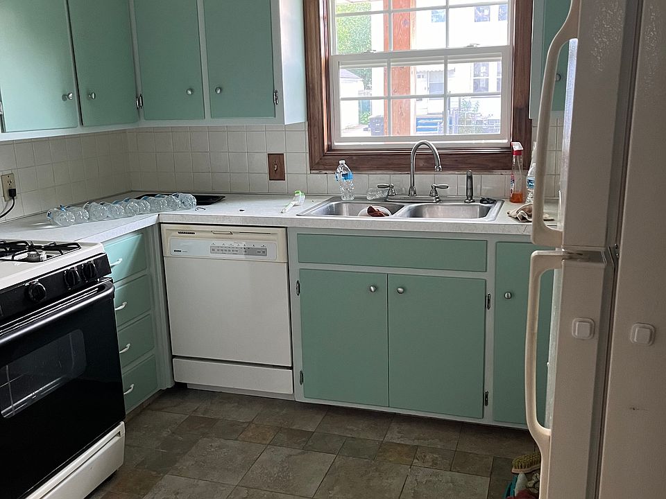 kitchen downstairs