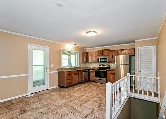 2nd image of 179 Birchleaf Dr