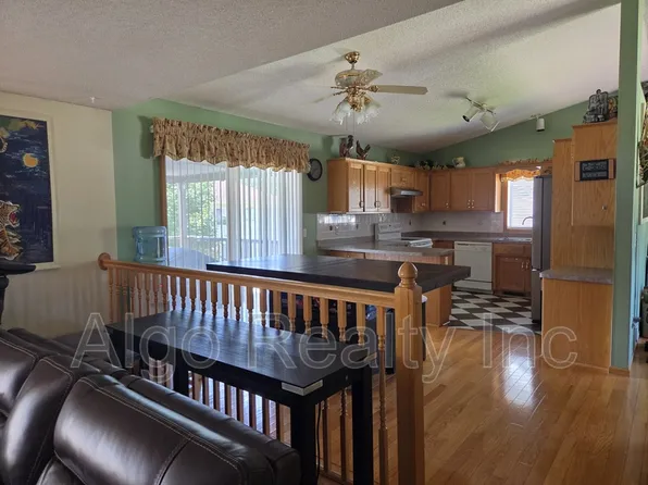 12450 Raven St NW, Coon Rapids, MN 55448