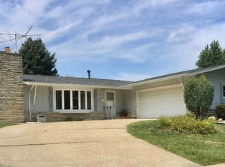 15344 Boca Rio Dr, Oak Forest, IL 60452