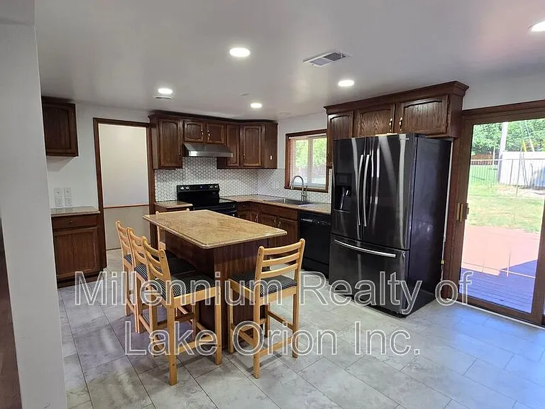 311 Nevada Ave — Photo 17