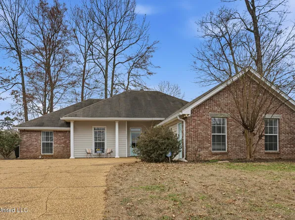 459 Oak Lawn Dr, Pearl, MS 39208